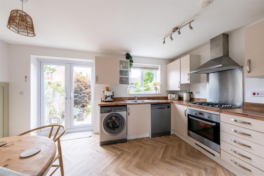 19 Thornley Green-001.jpg