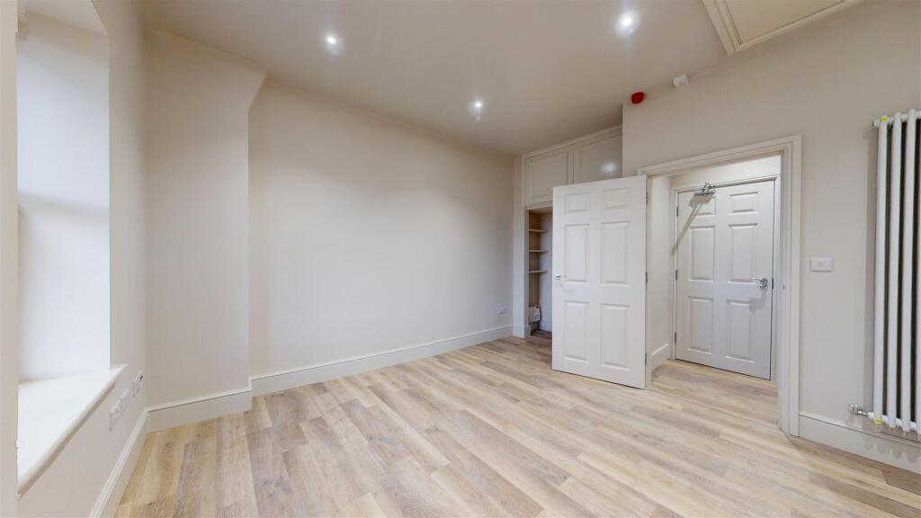 Abbey Foregate 32, Flat 8 Living Area 2.jpg