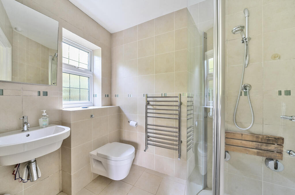 1295449-26-682b40...