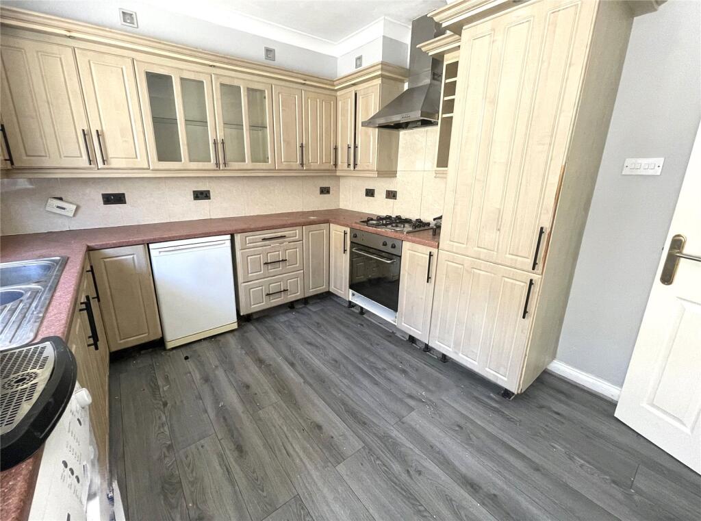 Fitted Kitchen