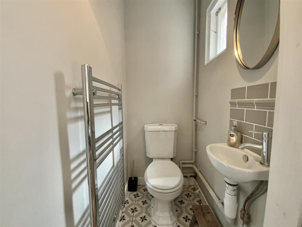 Cloakroom (Off Study)