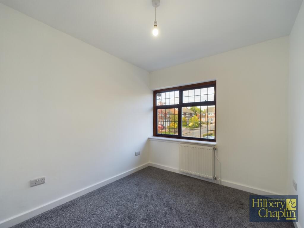 CAM02786G0-PR0080-STILL010