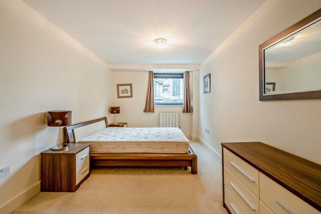 262 MH bed 1.jpg