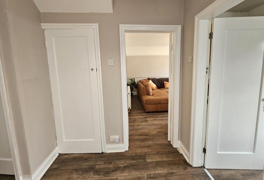 52A coro - Hall pic2.jpg