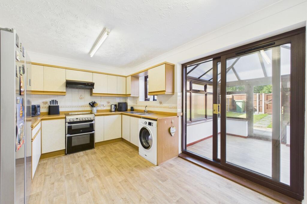 Kitchen / Diner