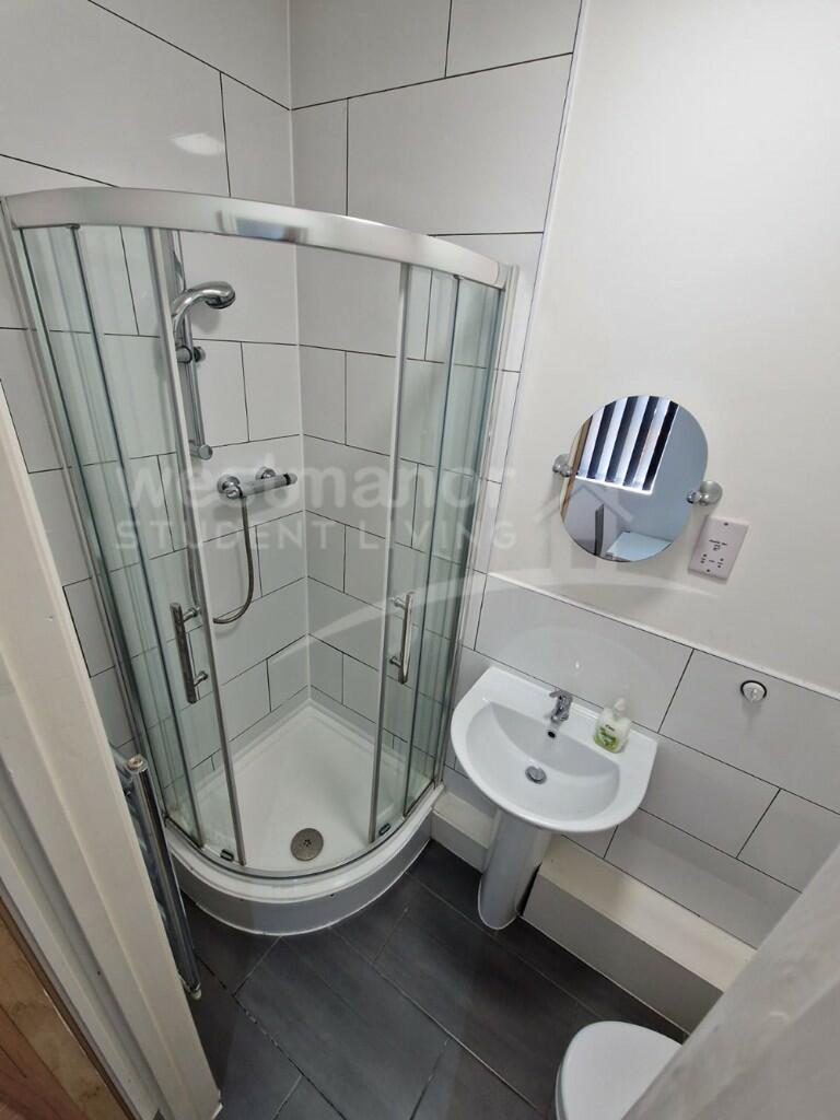 FLAT 2