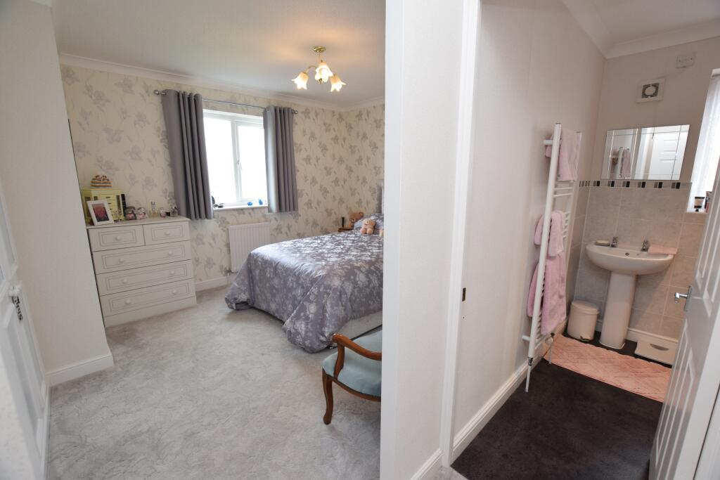 bedroom one &amp; en-suite