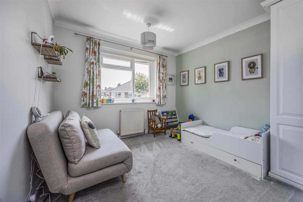 14 Nore Crescent, Emsworth-PorticoMarketing-Nexa-1