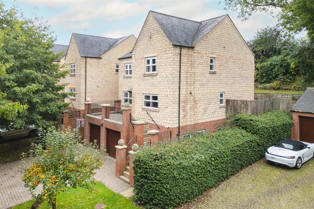 3 Olders Valley, Woodville