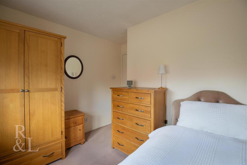 1 Glenamond Cl (1).jpg