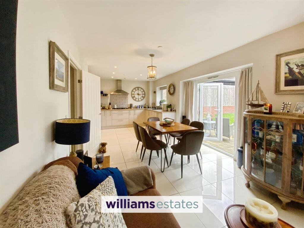 Living Dining &amp; Kitchen