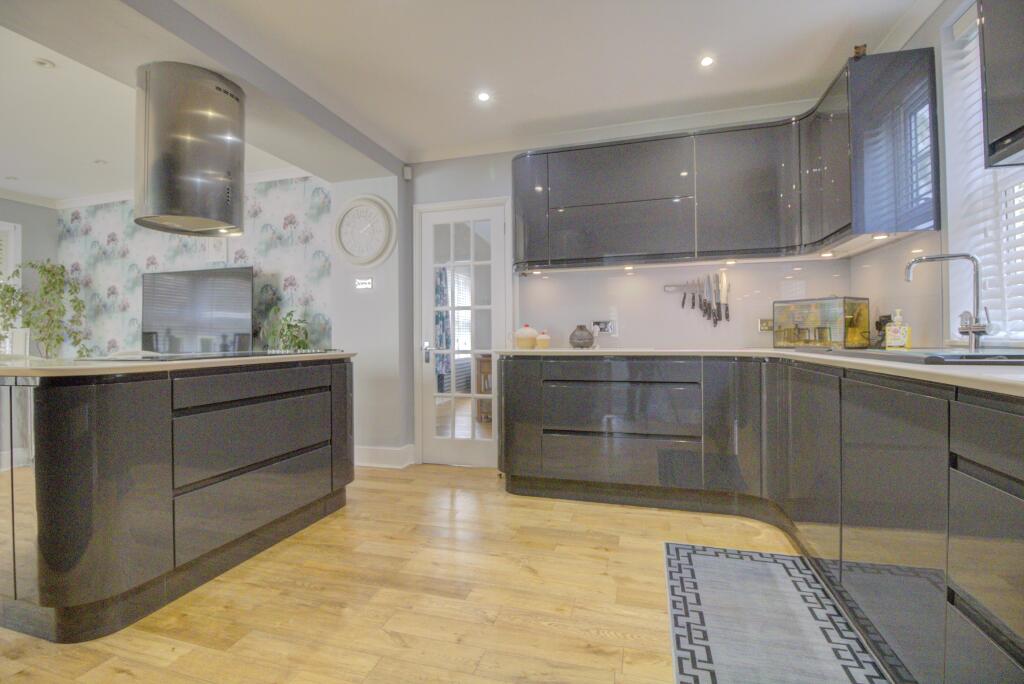 Kitchen-diner