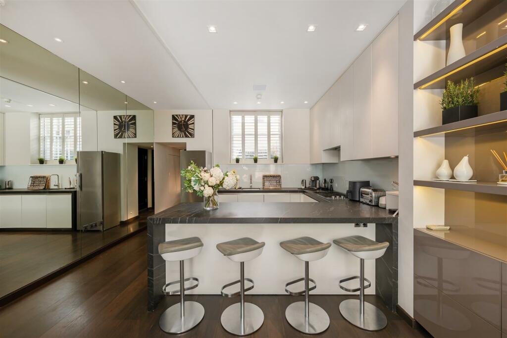 5 Chester Row Hi-8.jpg