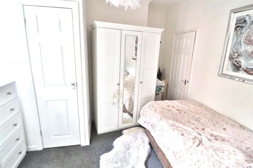 BEDROOM FOUR/DINING ROOM