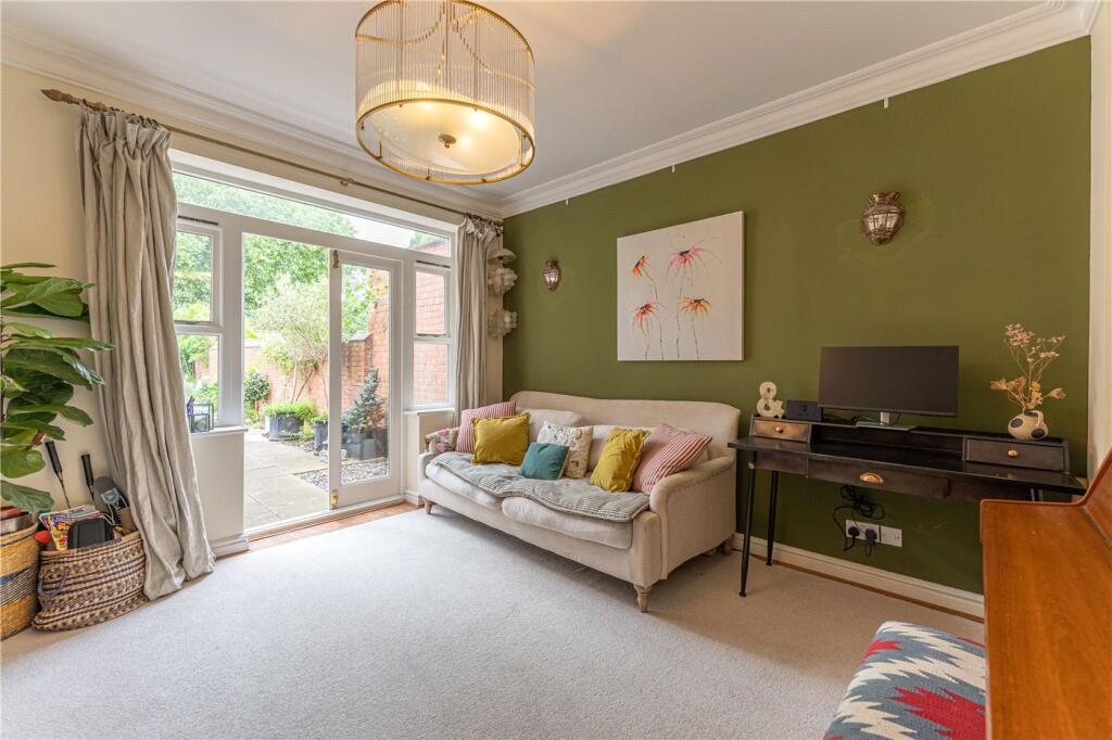 Dining Room To Fdoor