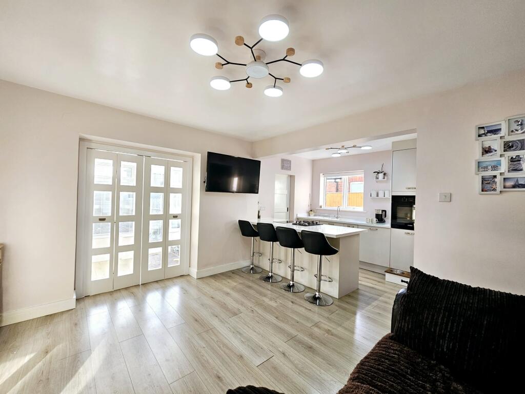 74298eac-7d9b-457c-ad6e-a7f3c1a93777