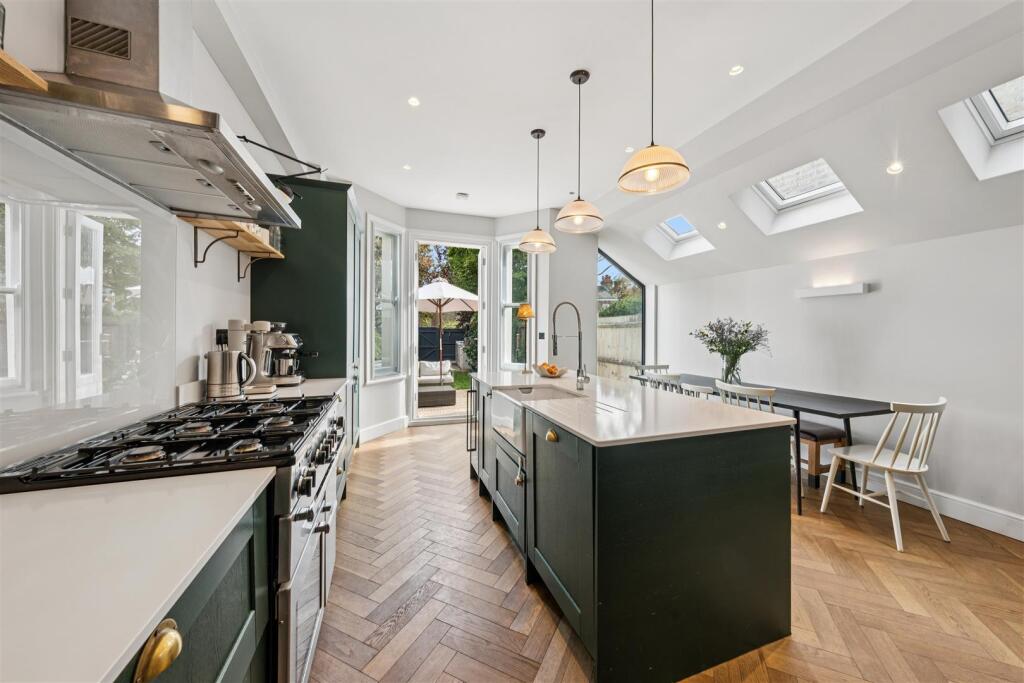 Bridgman Road, W4 - FOR SALE