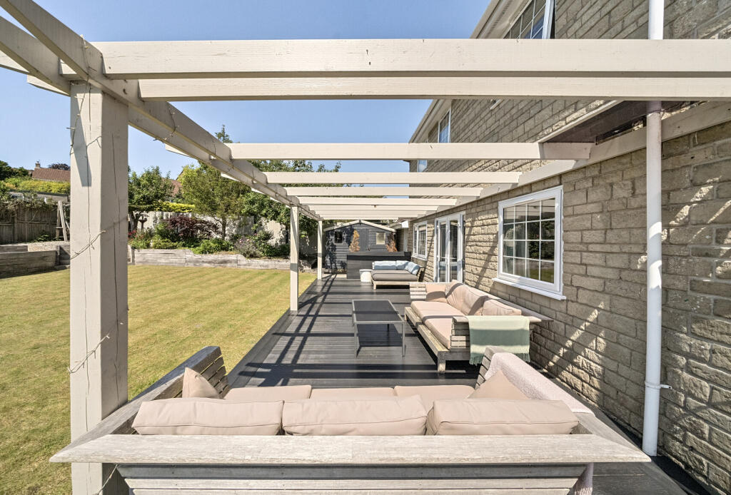 1313597-4-6852d14...