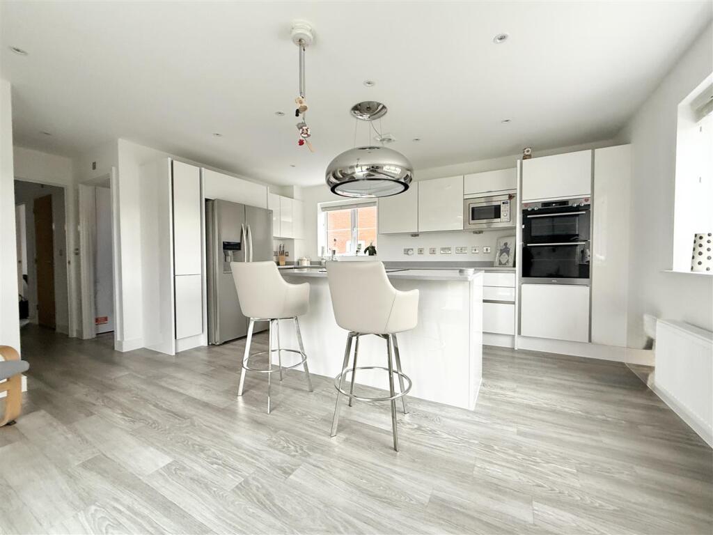 Family Living Kitchen