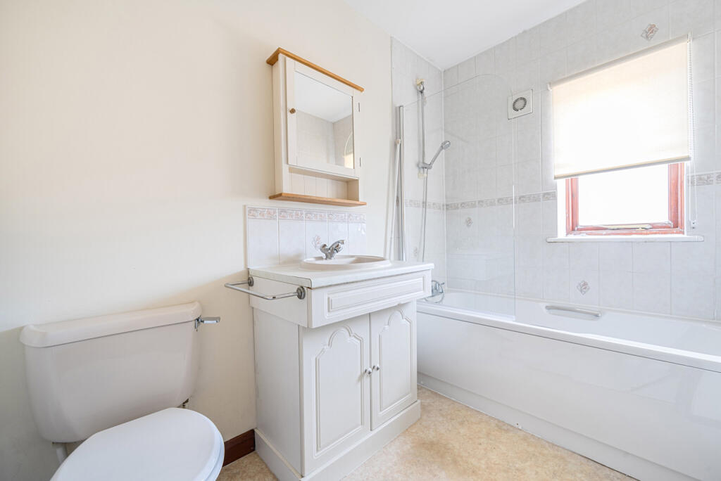 1326847-9-6877b1c...