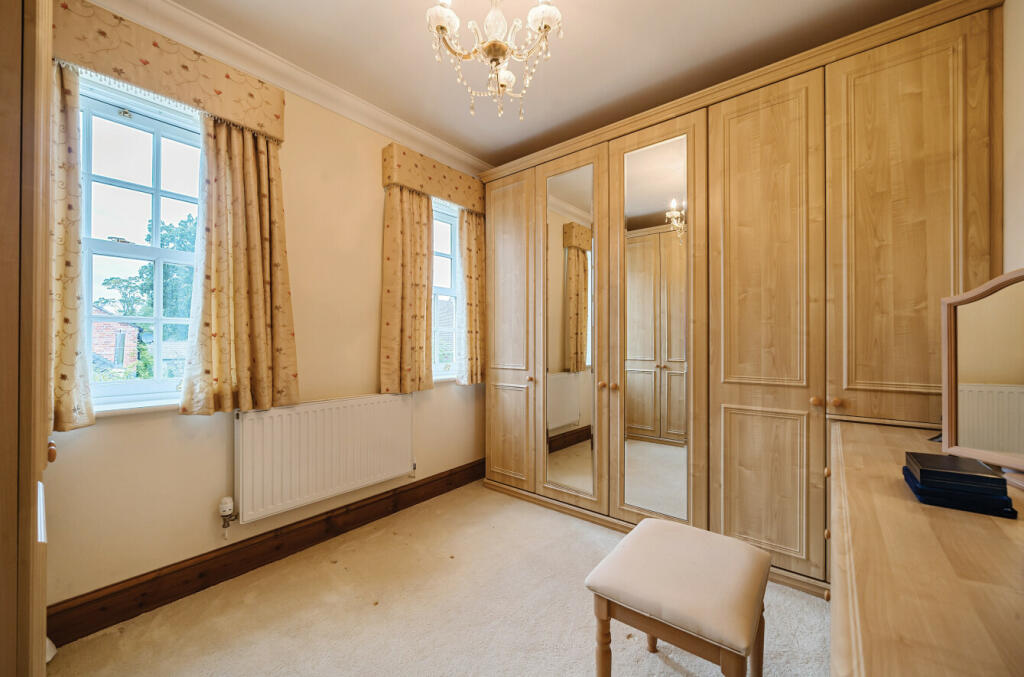 66fe56c72944f-l-1194352 (18)