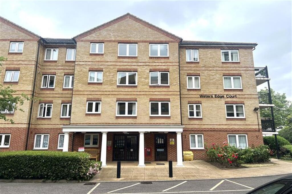 Waters Edge Court, DA8