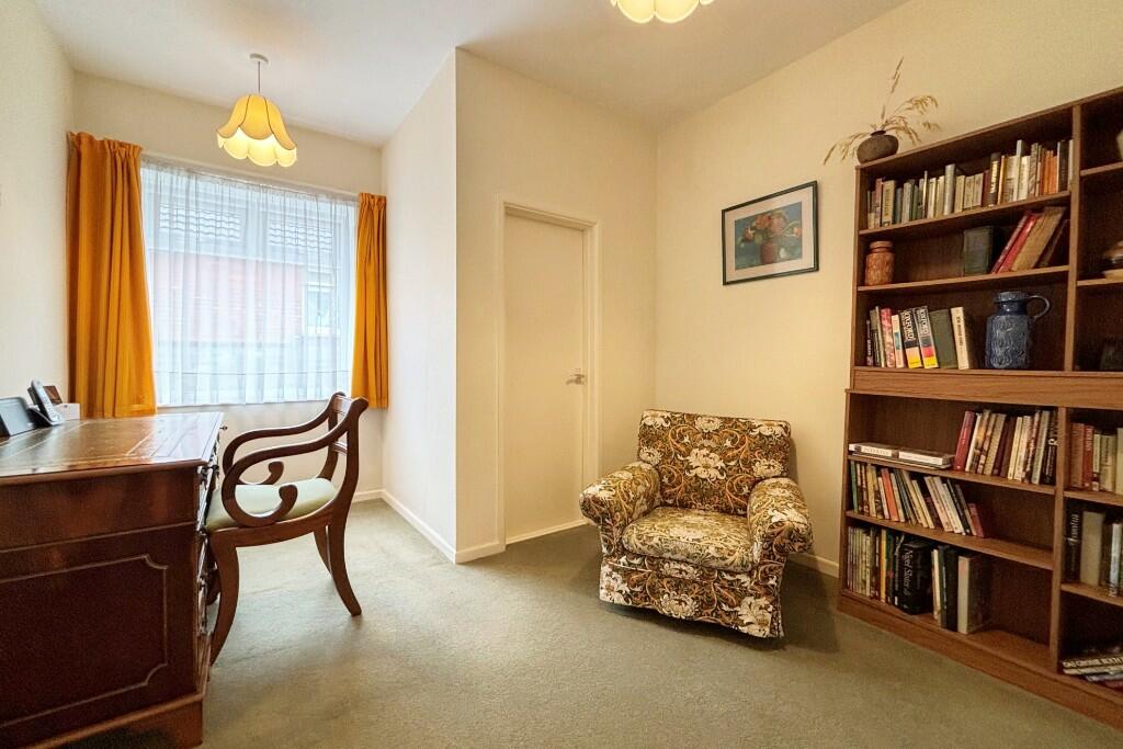 Study/Bedroom 5