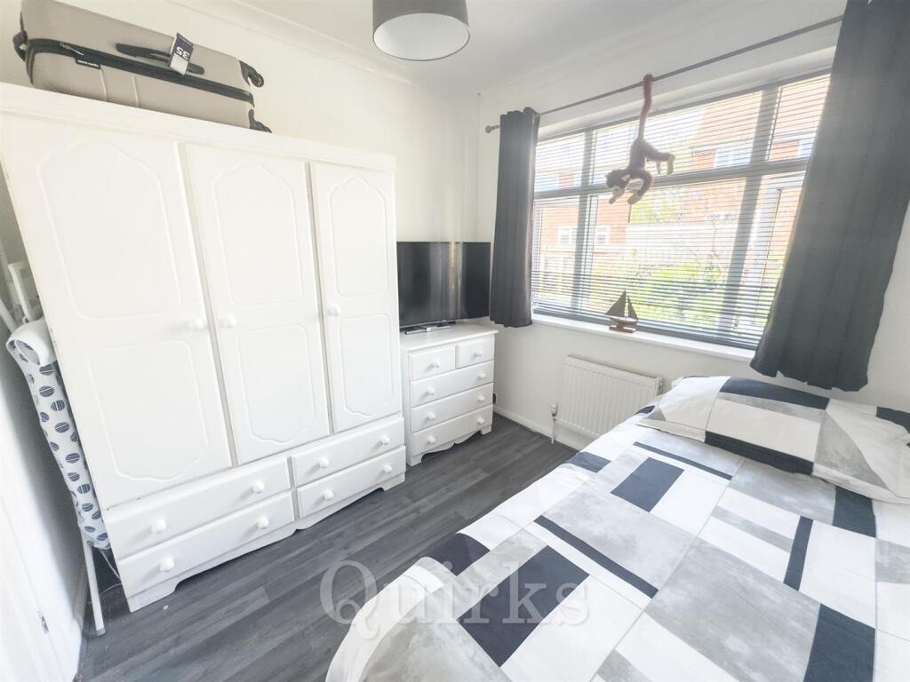 Bedroom 3.jpg