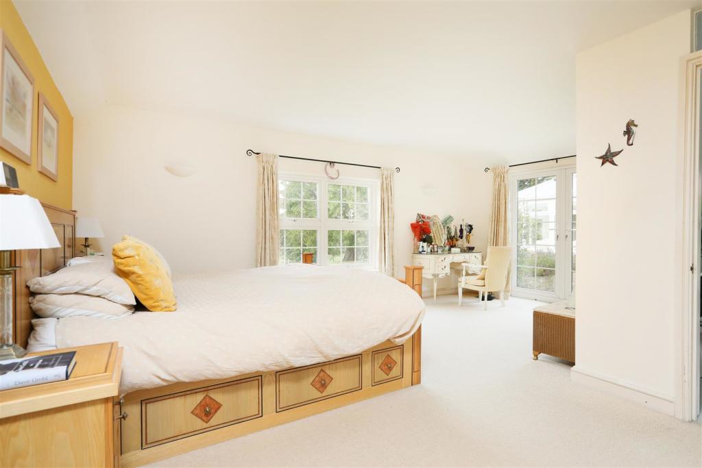 Oak Tree Mews 30.jpg