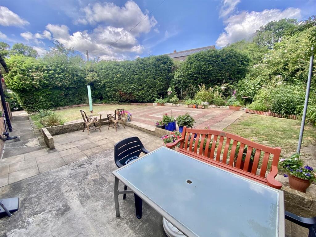 Bramleys Estate Agents - Woodsome Avenue - Mirfiel