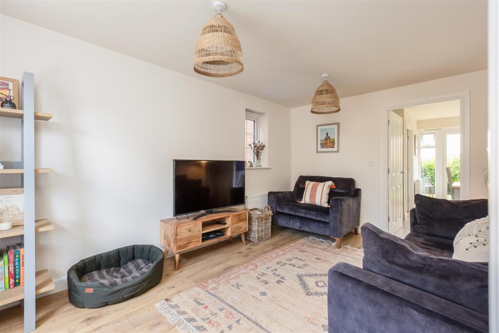 Dove Road 20 Sitting Room-2.jpg