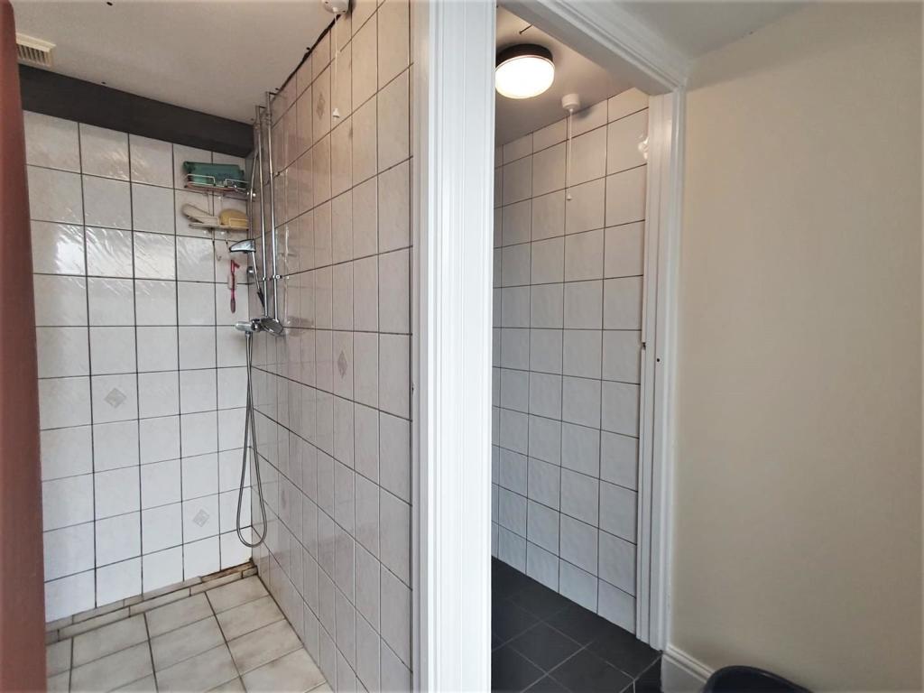 Shower Block