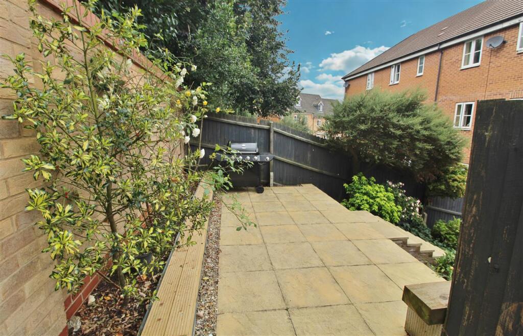 REAR GARDEN -