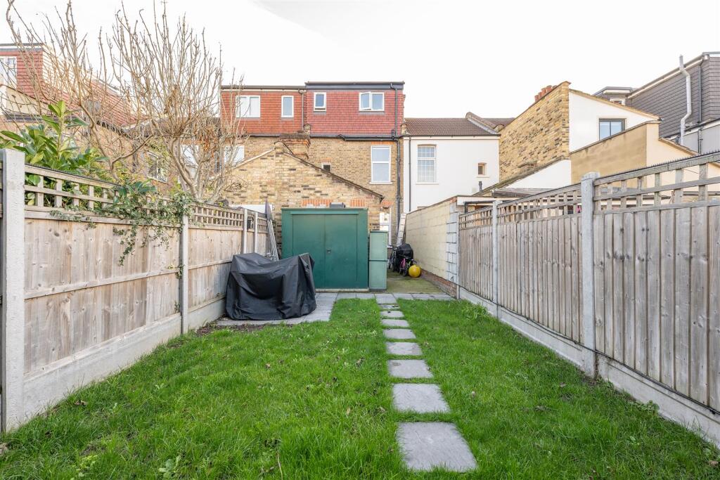 Mitcham Road, E6