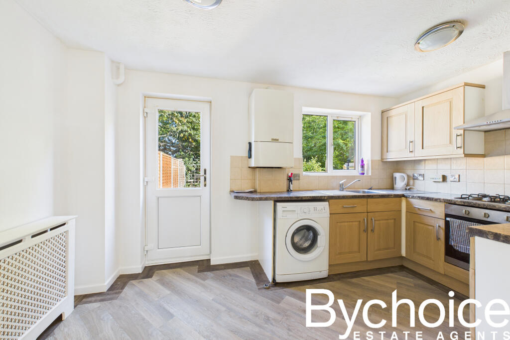 CAM05454G0-PR0058-STILL003