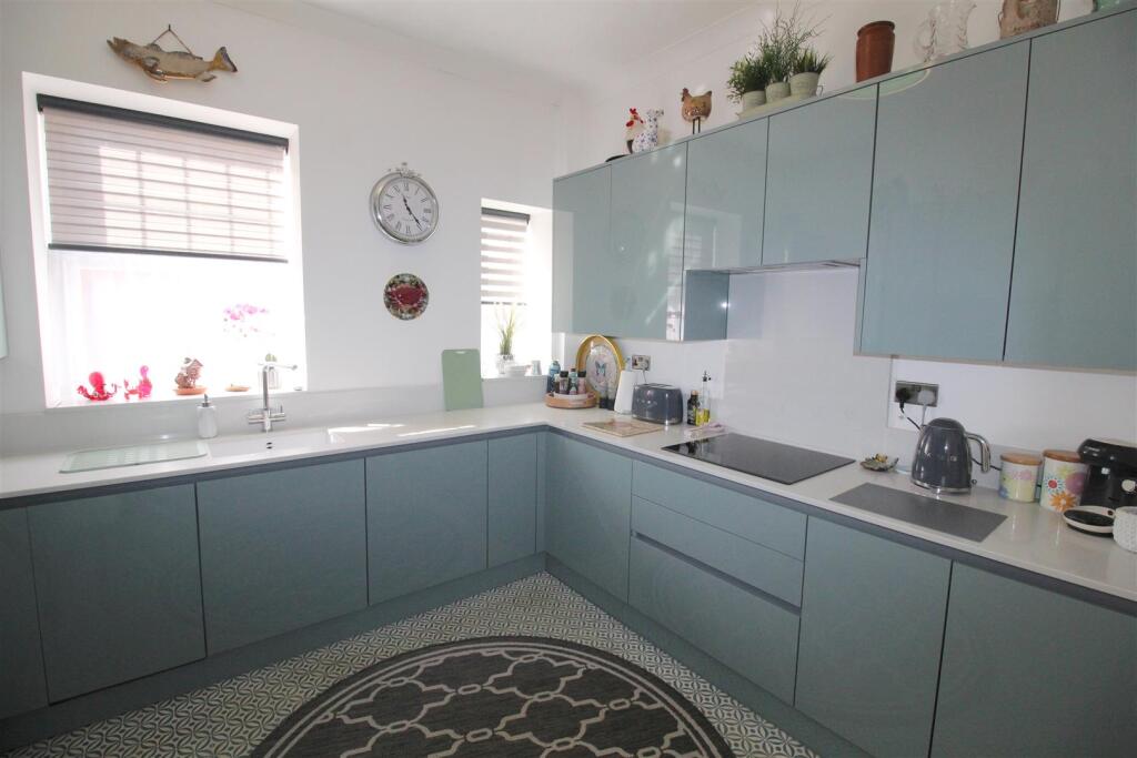 Stanley Road, kitchen 3.JPG