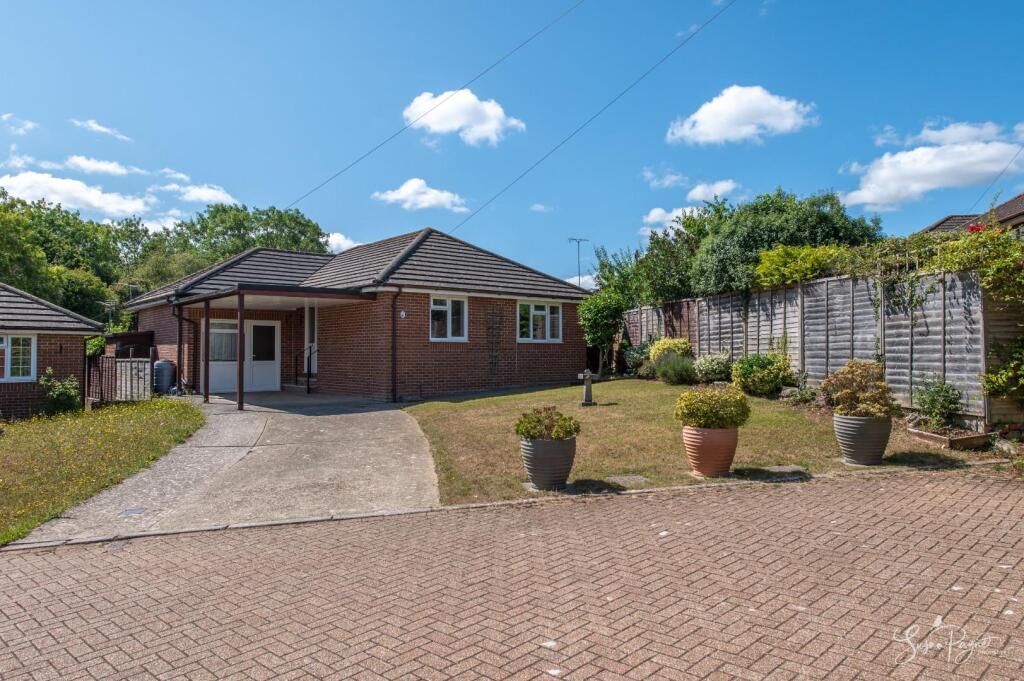 Welcome to 14 Solent Gardens