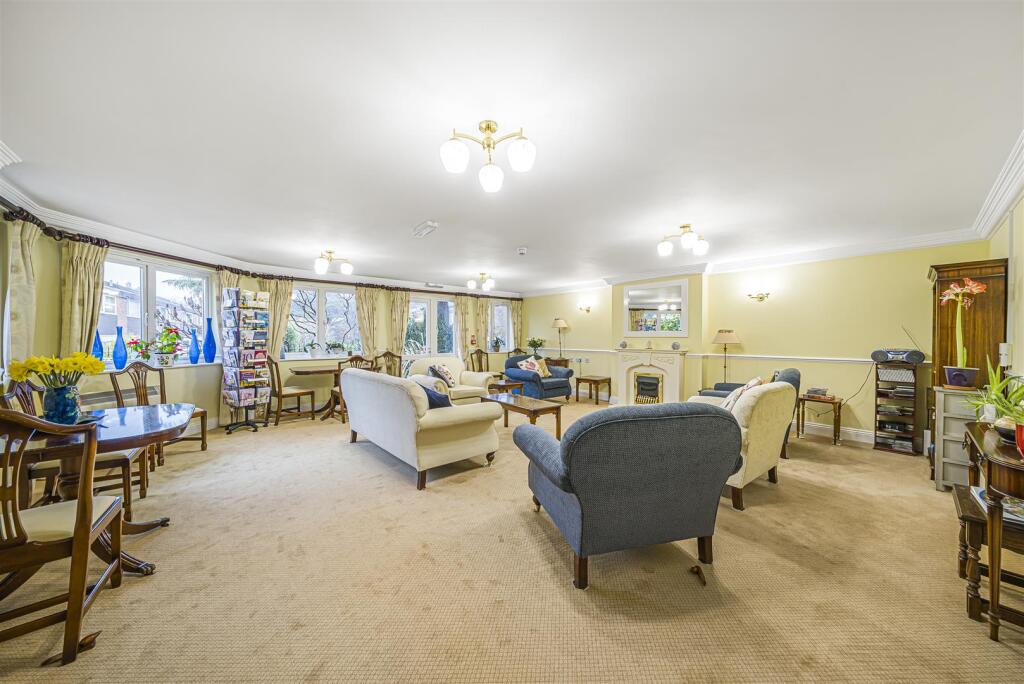 Owners Lounge (new).jpg