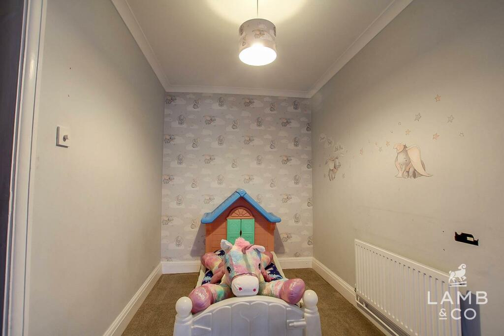 BEDROOM FIVE