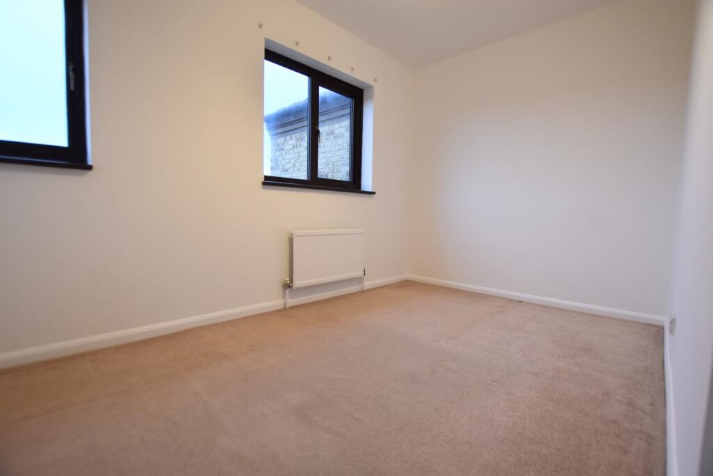 19 Goodwood bedroom 2