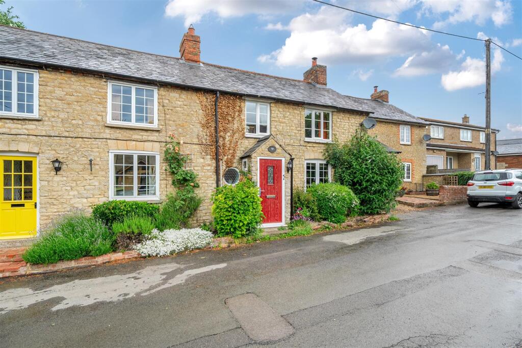 Lavender Cottage, 19 Lower Street, Pury End (3).jp