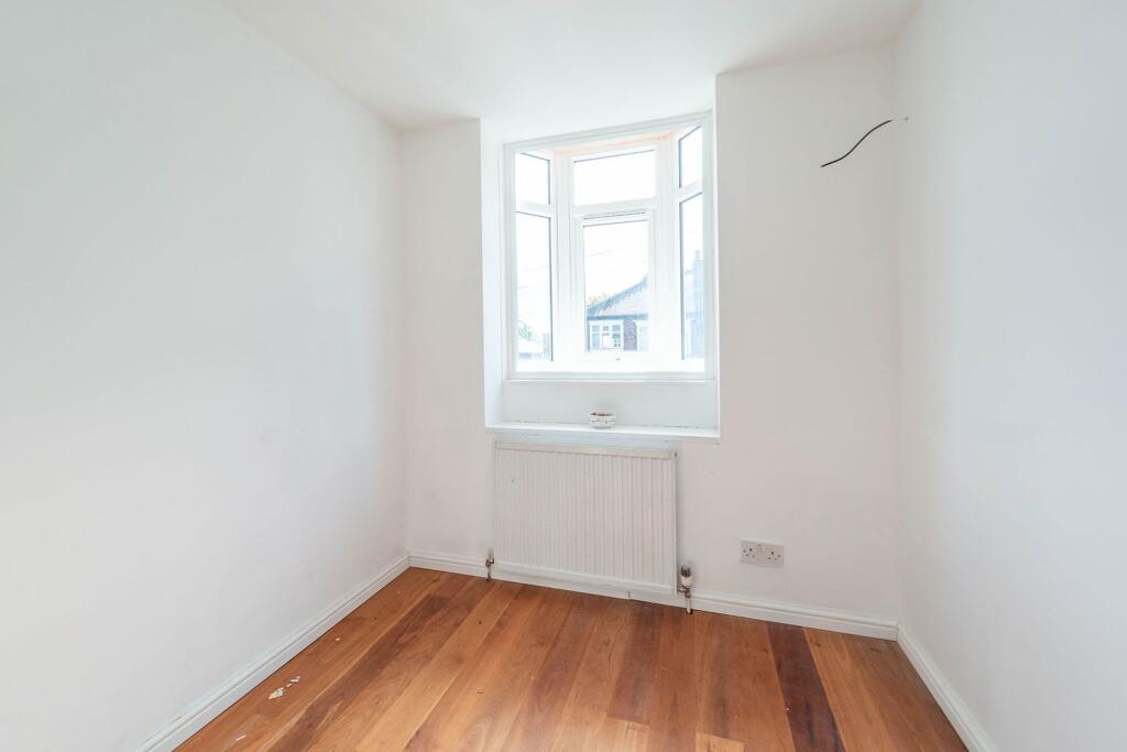 BEDROOMS AND BATHROOMS