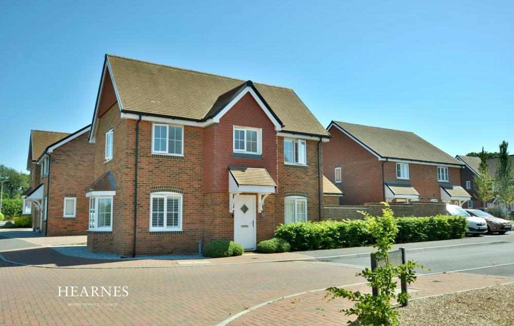 Coronation Way, Corfe Mullen, Dorset, BH21 3EN