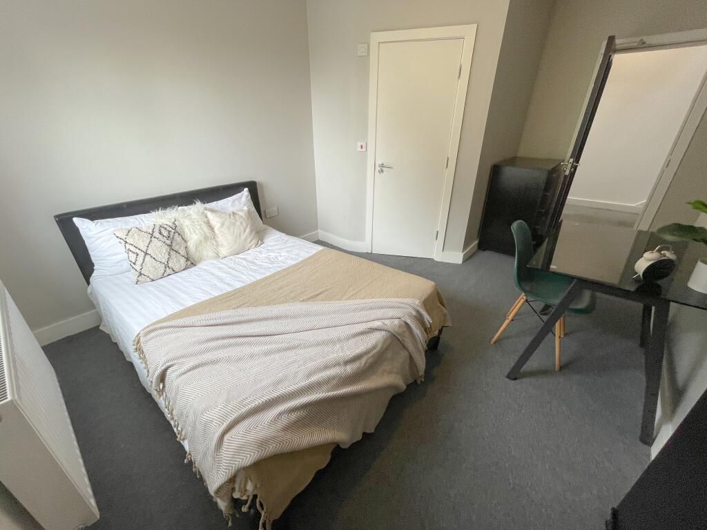 29B Arundel Avenue(4