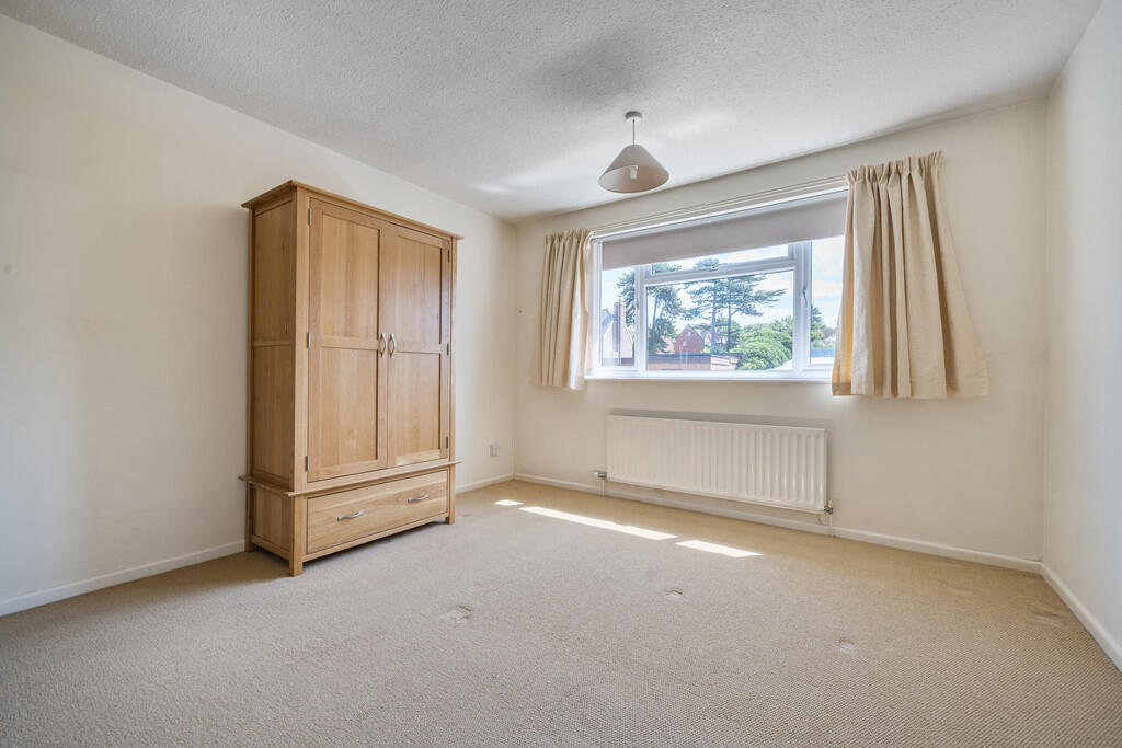 1305591-6-6852a33...