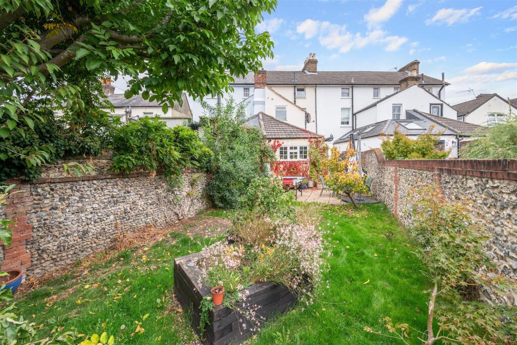 ASHLEY ROAD (19).jpg