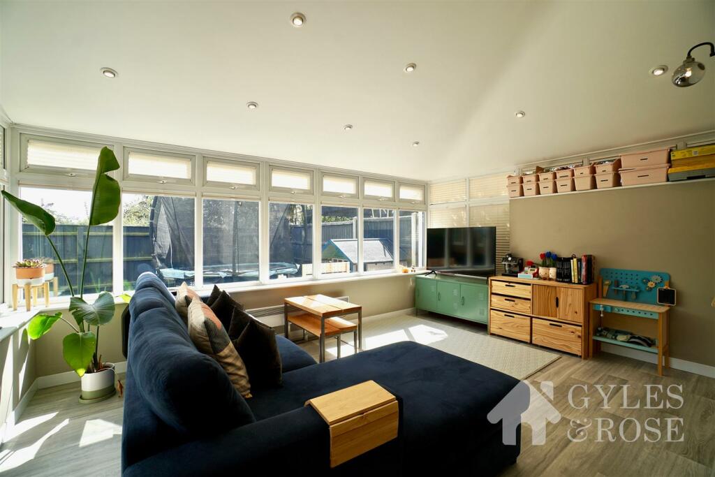 Garden room