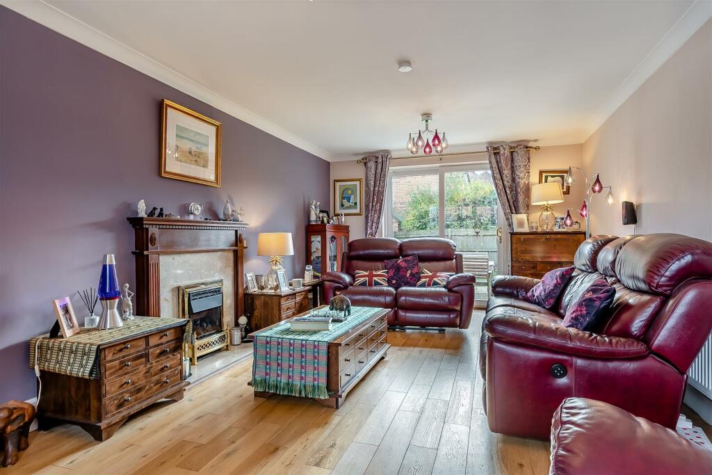 8626237-interior13.jpg