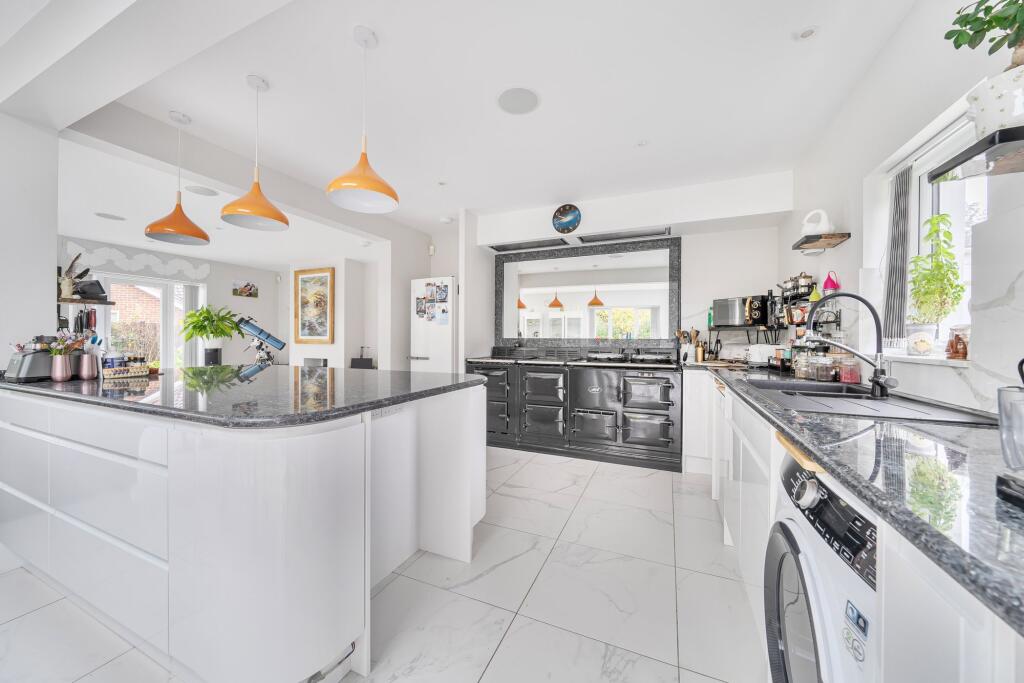 Kitchen/ Reception Room