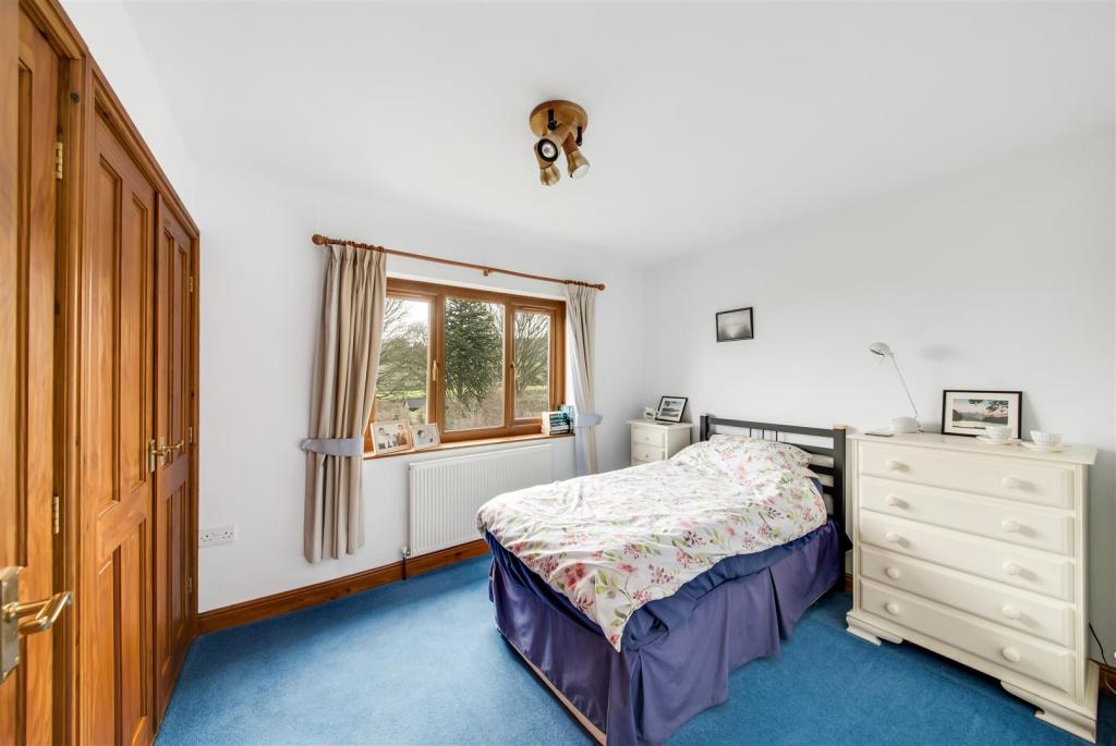 BEDROOM FIVE